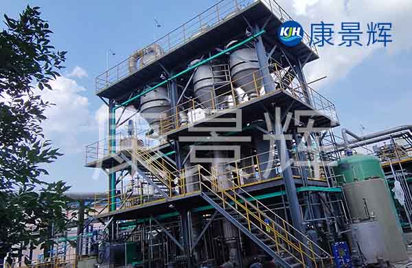 三效蒸發(fā)器適用于有結(jié)垢的、熱敏性高的、高濃度、高粘度,甚至含有不溶性固體物的廢水 三效蒸發(fā)器適用于有結(jié)垢的、熱敏性高的、高濃度、高粘度,甚至含有不溶性固體物的廢水